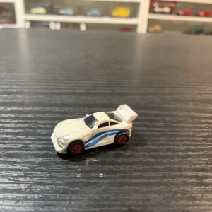 Micro Machines Hasbro Galoob 2004 voiture de sport blanche