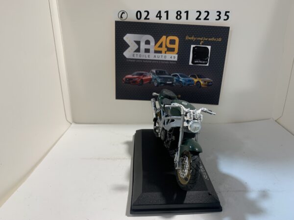 Suzuki 1000 Street Bike 1/18 – Image 3