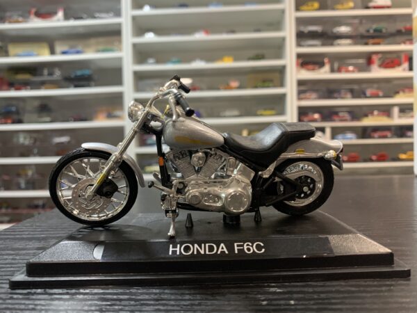 Honda F6C 1/18