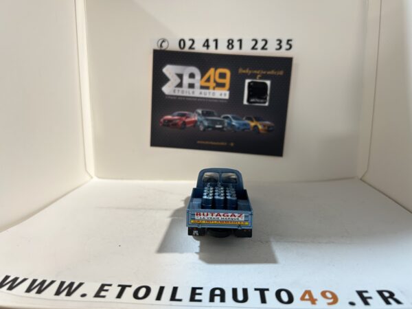 Peugeot 203 Butagaz 1/43 – Image 4