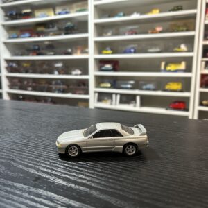 Nissan Skyline GT-R 1993 Delprado 1/43