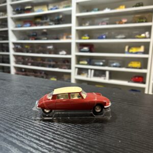 Citroen DS19 1/43