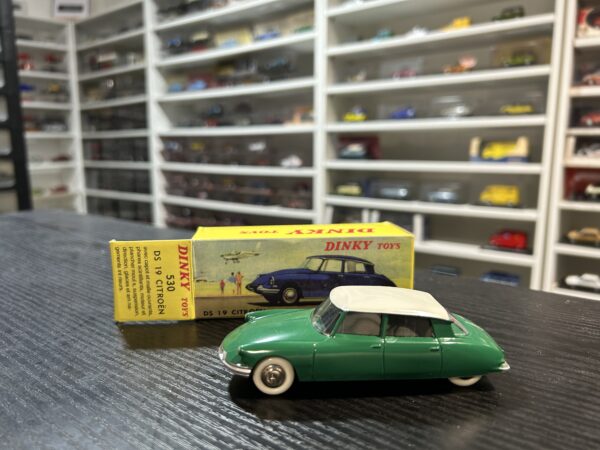 Citroen DS19 530 1/43