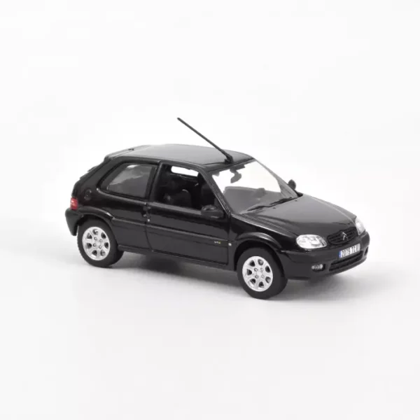 Citroën Saxo VTS 2000 Noir Onyx 1/43