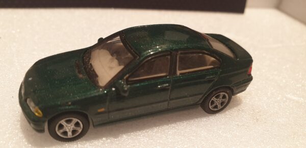BMW Série 3 1/72
