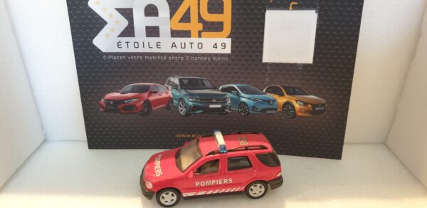Mercedes Benz ML Pompier 1/72