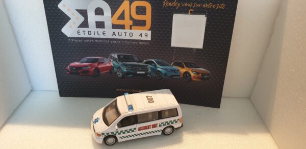 Mercedes Benz Vito Accident Unit 1/72
