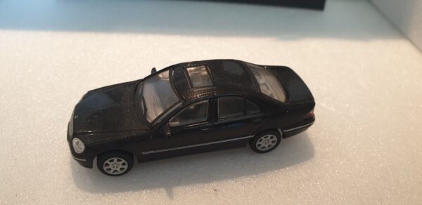 Mercedes Class S 1/72 – Image 2