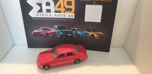 Mercedes Classe C 1/72