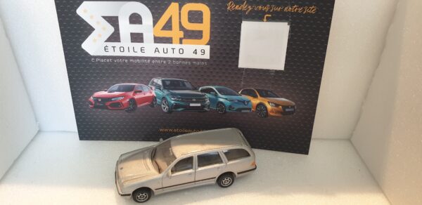 Mercedes Classe E Break 1/72