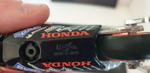 HONDA RCV 500 Repsol Rossi 1/18 – Image 3