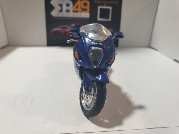 Suzuki GSX R 1300R Hayabusa 1/18 – Image 5