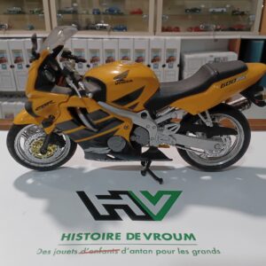 Honda CBR 600F4 Jaune 1/12