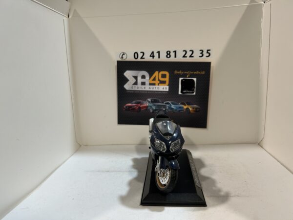 Kawasaki Ninja ZX-12 R 1/18 Maisto – Image 2