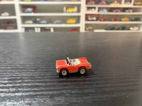 Micro machines Cadillac Convertible rouge