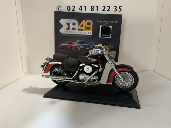 Kawasaki 1500 Classique Tourer 1/18 – Image 3