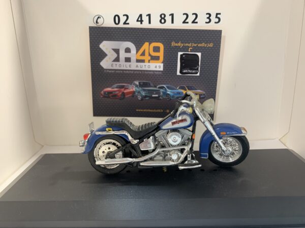 Harley FLST heritage Softail Evolution 1986 1/18 – Image 4