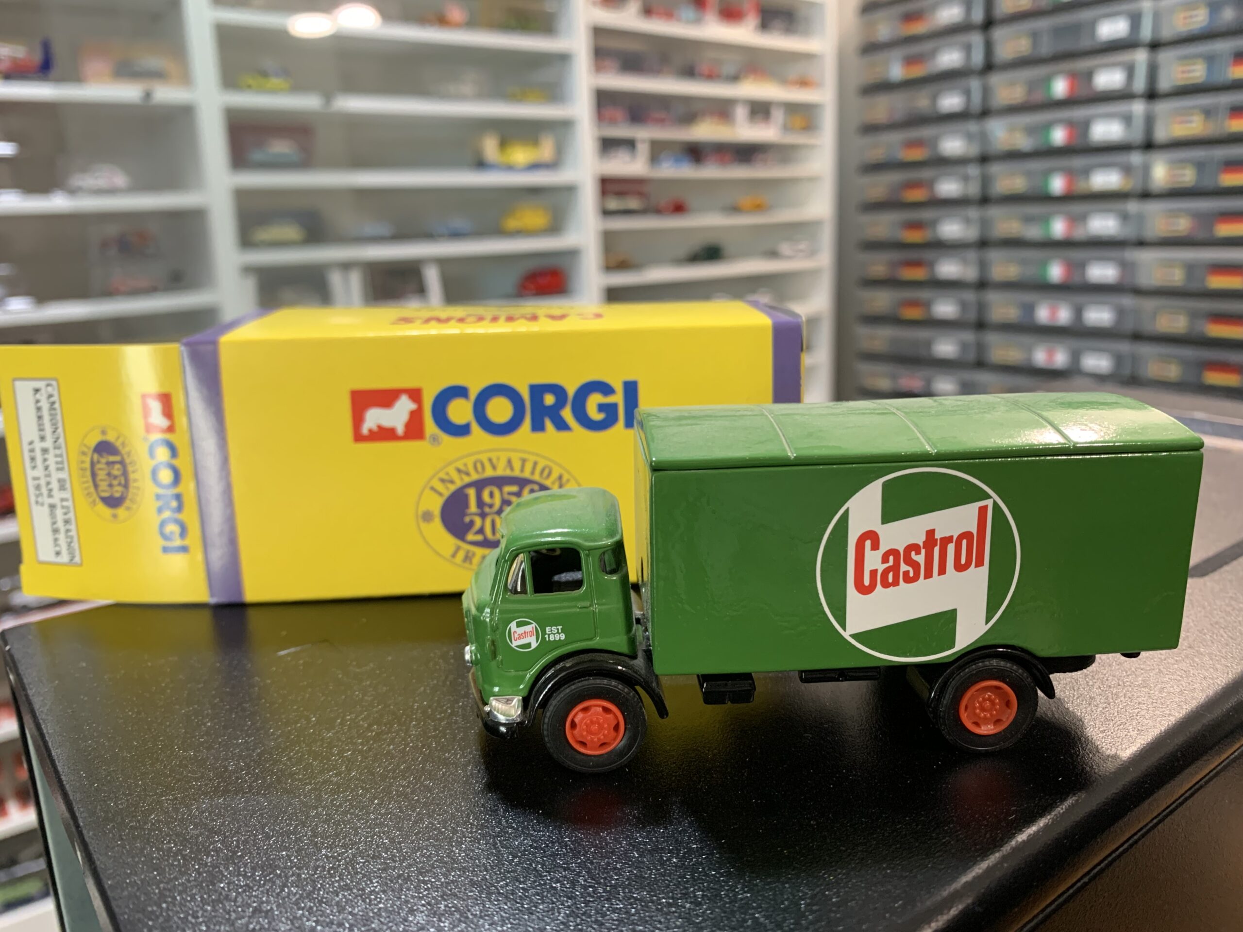 Camionnette Karrier Bantam BoxBack vers 1952 1/64