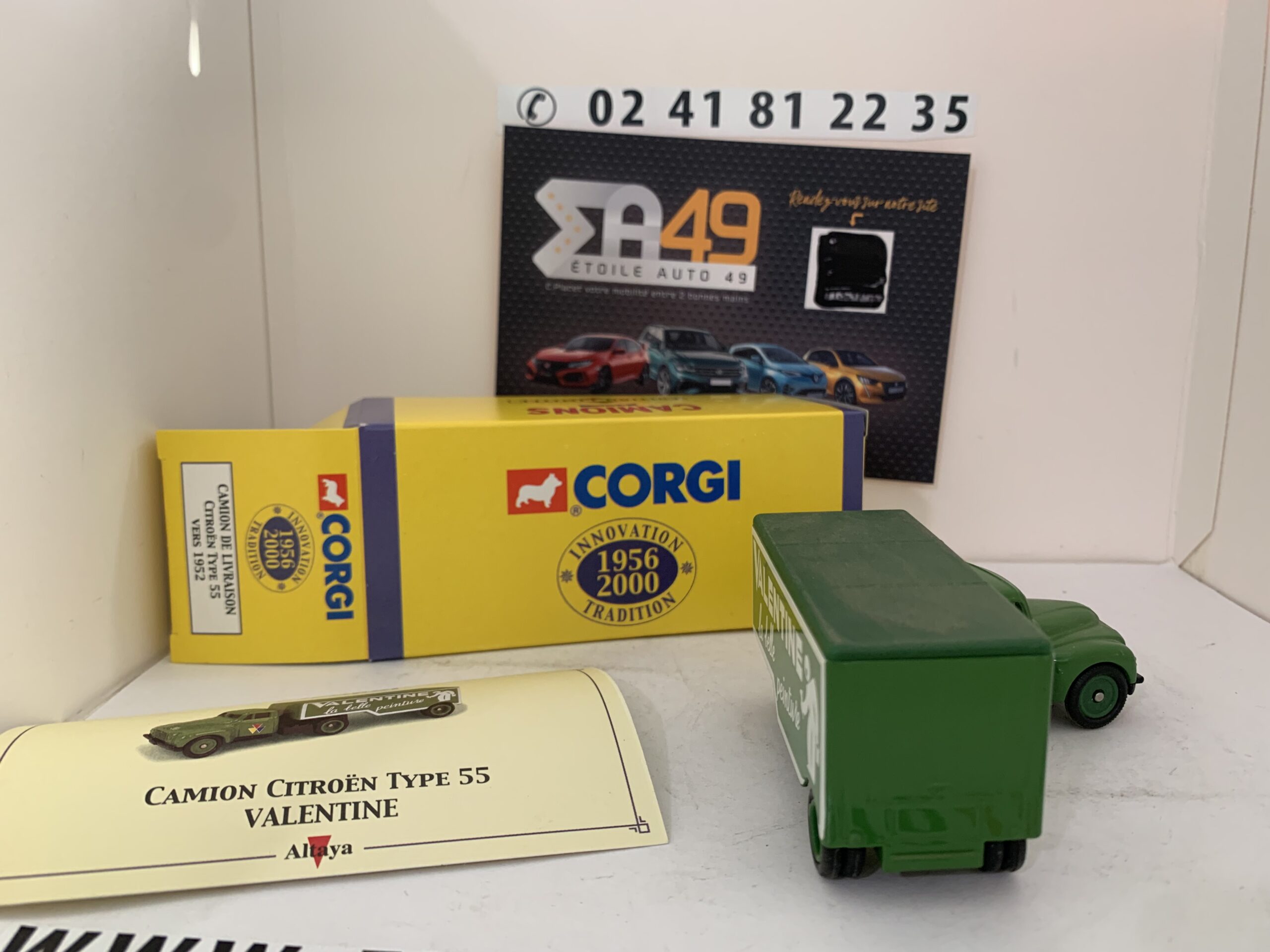 Camionnette Citroën Type 55 1952 - Valentine la belle peinture - Corgi 1/77 – Image 3