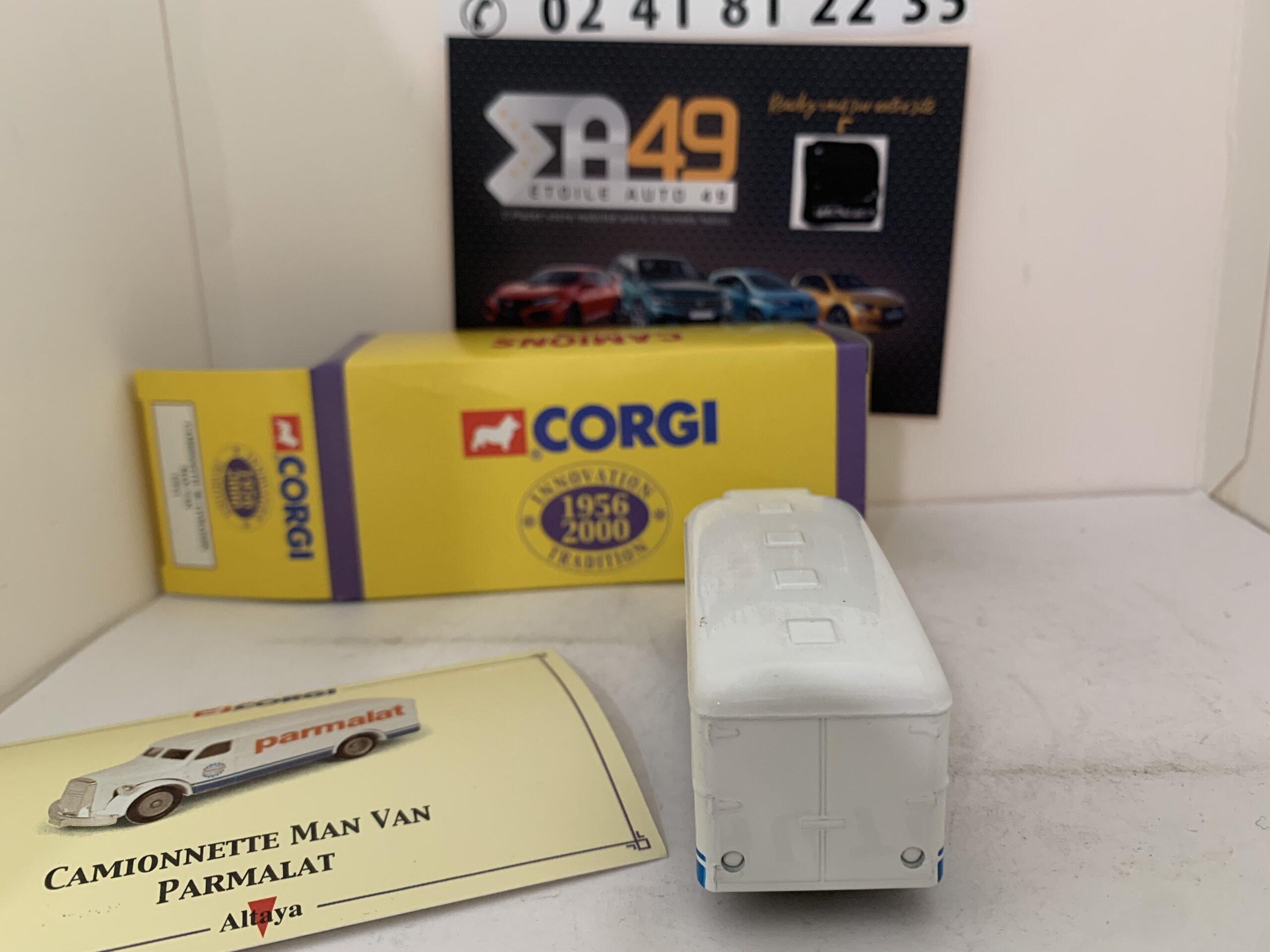 Camionnette Man Van 1951 - Parmalat - Corgi 1/72 – Image 3
