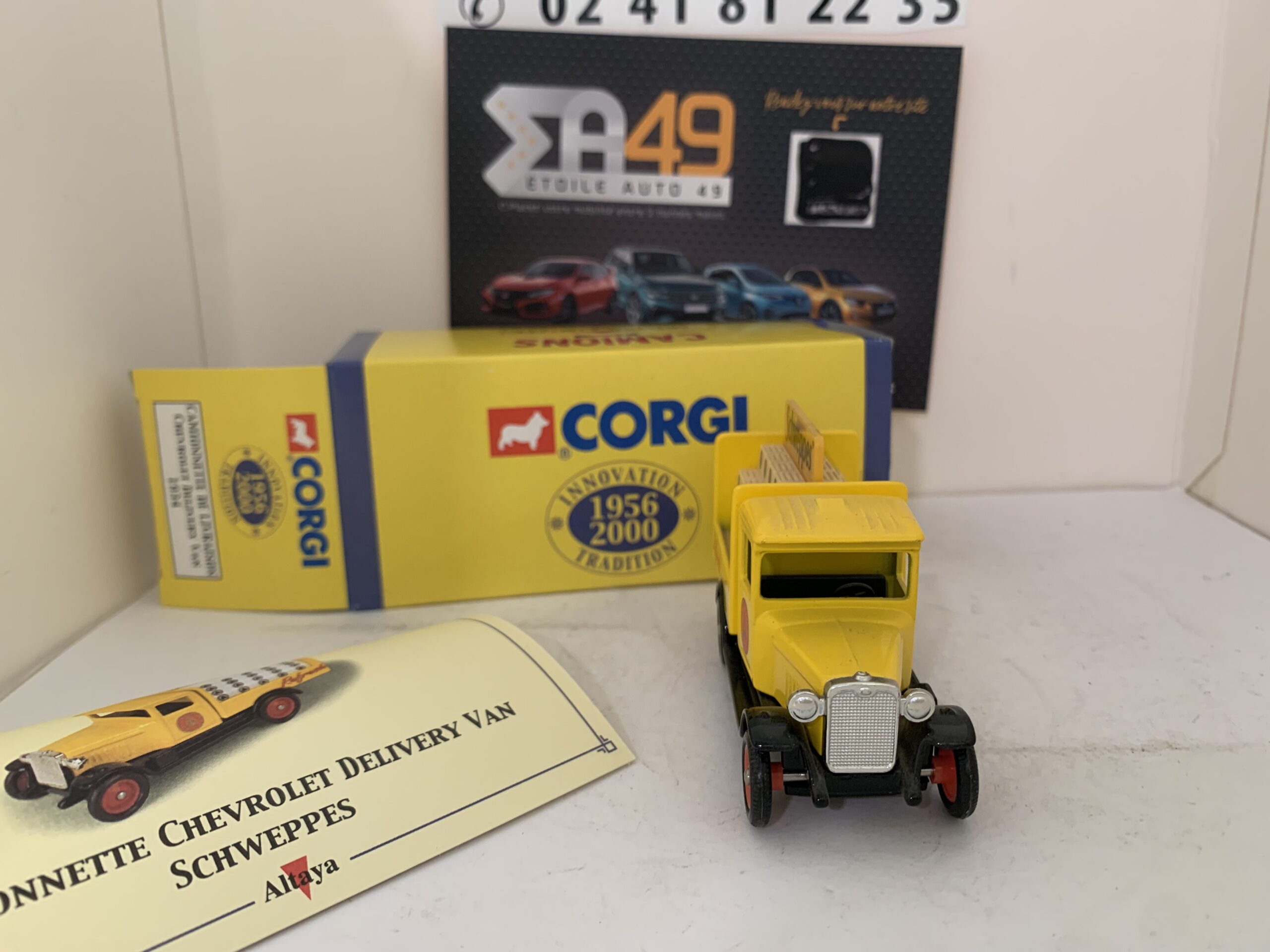 Collection Camions d'Antan : Camionnette Morris Minor Van vers 1961