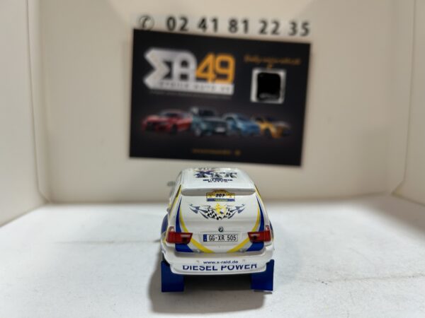 BMW X5 Rally Raid 2004 1/43 solido – Image 3