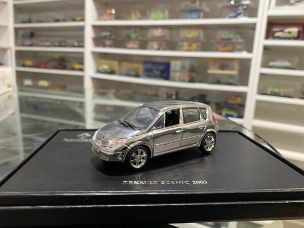 Renault Scenic Argenté 2003 1/43