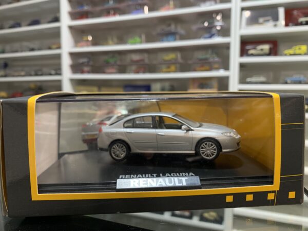 Renault Laguna 1/43