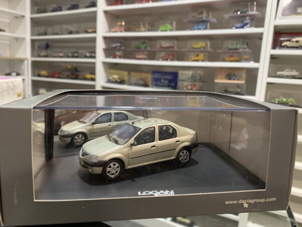 Dacia Logan by Renault