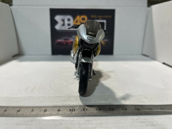 Yamaha TDM TWIN 850 Maisto 1/18 – Image 2