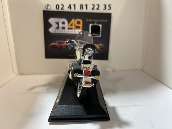 Harley FLSTN Herritage 1993 1/18 – Image 5