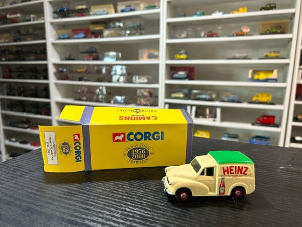 Camionnette Minor Van vers 1961 1/43