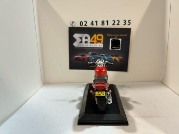 Suzuki Bandit 1/18 – Image 3