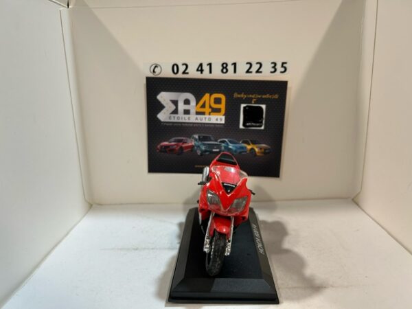 Honda 600 F4 1/18 – Image 2
