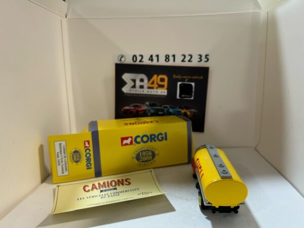 Bedford S Type Tanker vers 1959 1/64 – Image 3