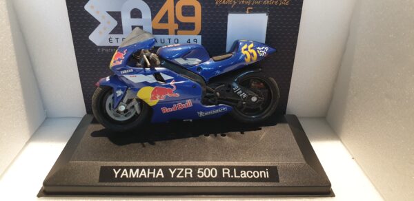 Yamaha 500 YZR Laconi 1/18