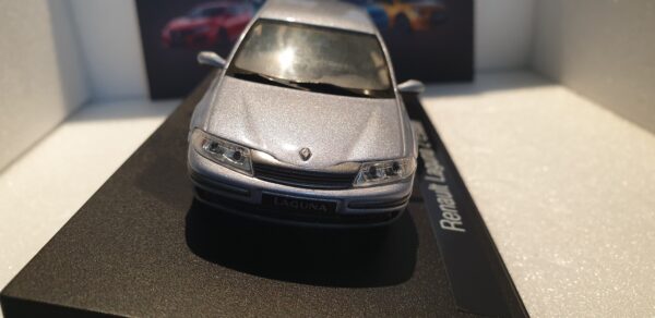 Renault laguna 2 Estate 1/43 – Image 2