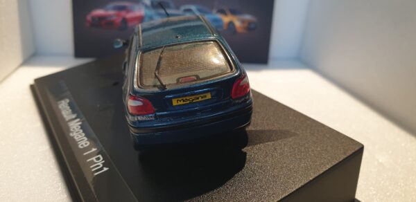 Renault Mégane 1/43 bleue – Image 3