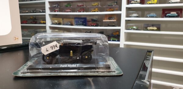 Ford T 1/43
