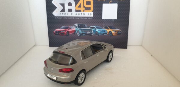 Renault Velsatis 2001 Norev 1/43 – Image 3