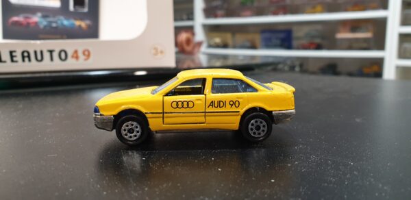 Majorette Audi 90 N°239 1/60