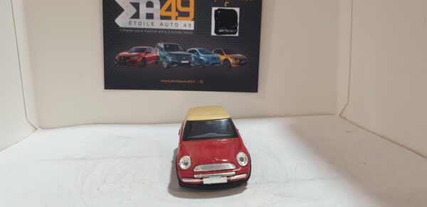 New Mini 2001 1/43 Solido – Image 4