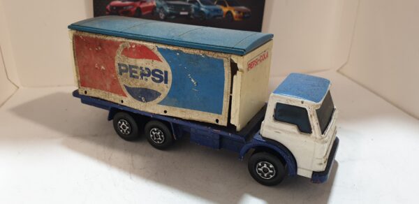 Camion Matchbox Super Kings K 40 D series PEPSI COLA – Image 5