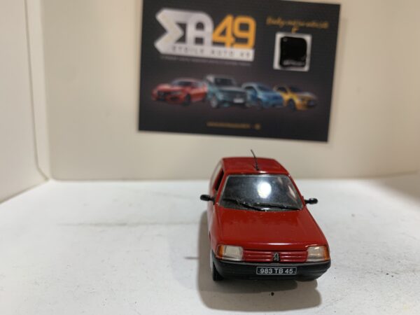 Peugeot 205 1988 Norev 1/43 – Image 2