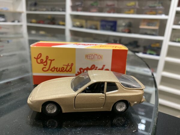 Porsche 944 Solido 1/43