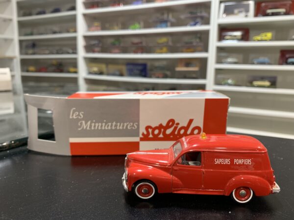 Peugeot 203 Sapeurs Pompiers Solido 1/43
