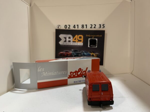 Renault Trafic Pompier 1/43 – Image 3