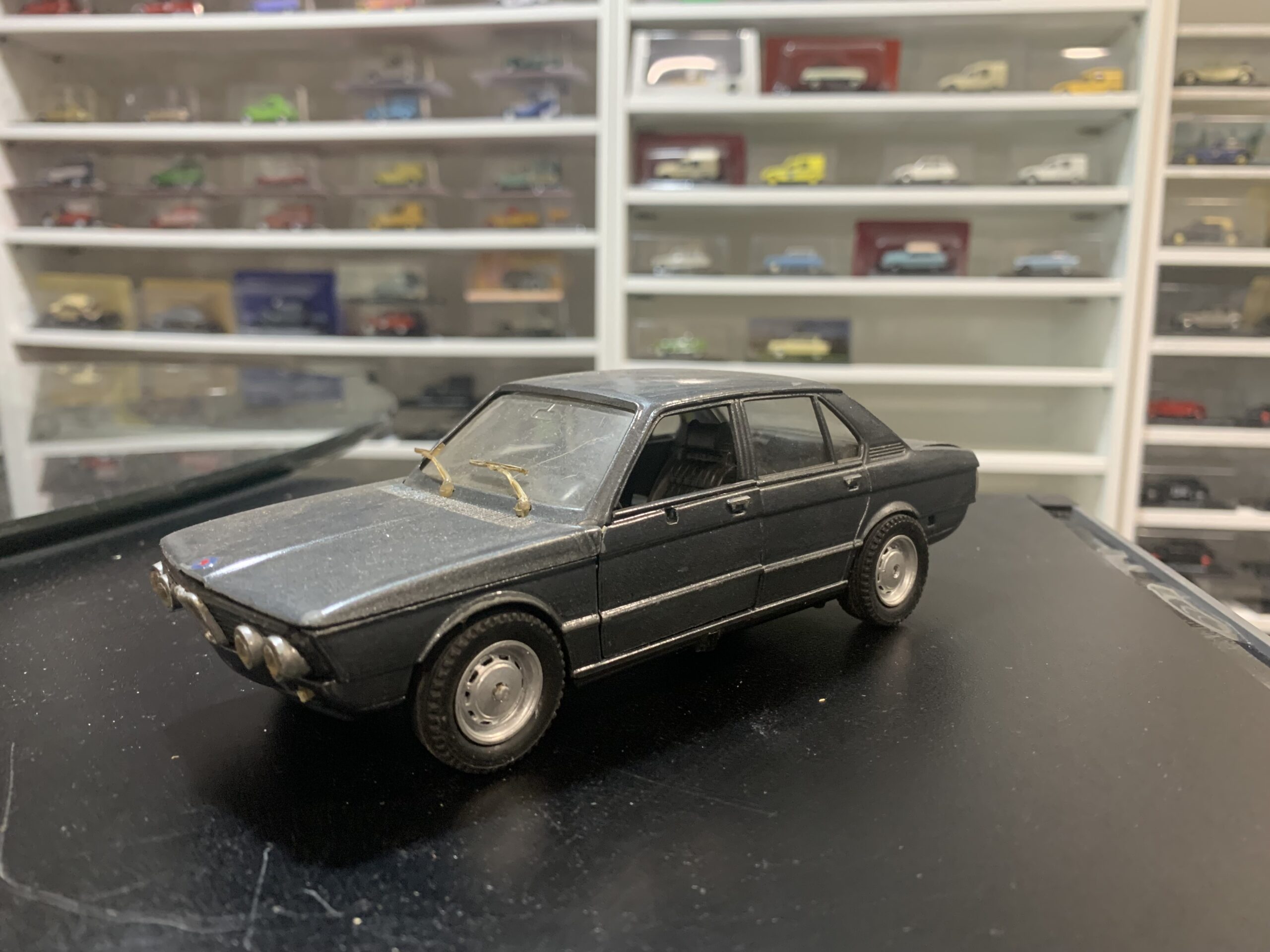 BMW 525 Berline Polistil 1/24