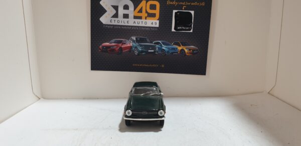 Triumph TR6 1969 1/43 Solido – Image 2
