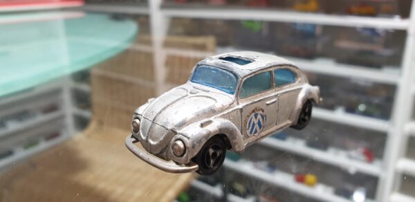 Majorette 202 VW Volkswagen 1302 Beetle avec logo mal imprimé 1/60 ( Très rare )